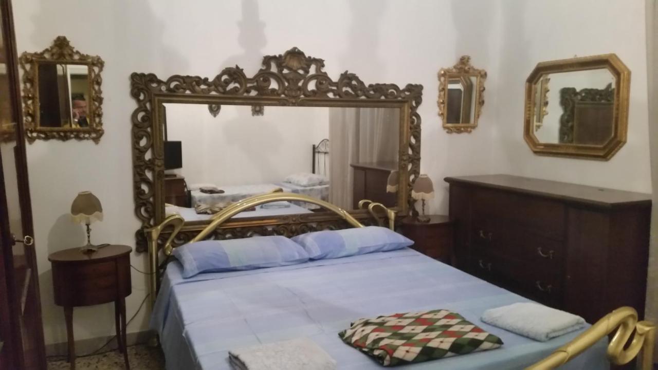 Casa Gramsci Bed & Breakfast Modena Exterior photo