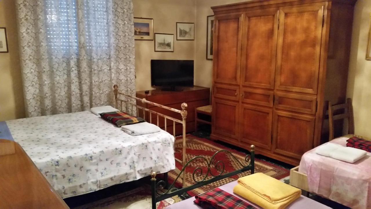 Casa Gramsci Bed & Breakfast Modena Exterior photo